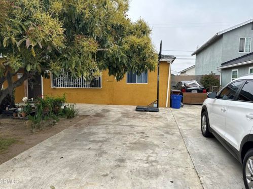 119 Robert Ave, Oxnard, CA 93033-5361