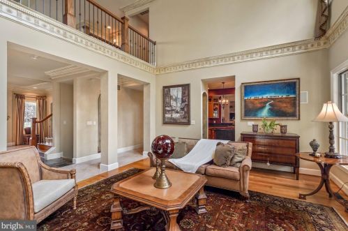 11300 Glen Rd, Rockville MD 20854-1849 exterior