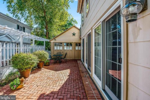 214 Chestnut St, Saint Michaels MD 21663 exterior