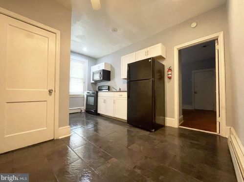 4561 Marvine St, Philadelphia PA 19140-1238 exterior