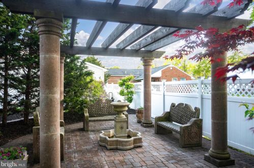 118 Lenox Ave, Trenton NJ 08620-1707 exterior