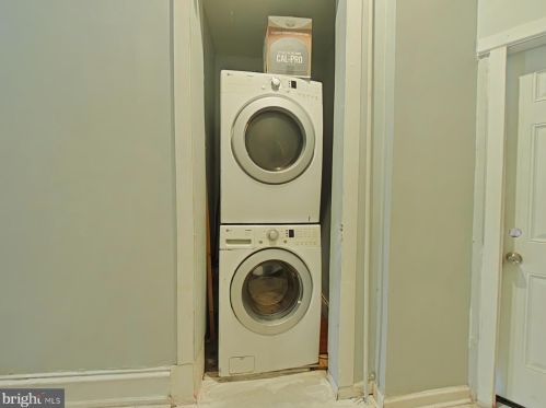 1422 Diamond St, Philadelphia PA 19122-1721 exterior