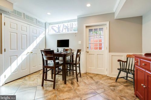 810 Fairfax St, Alexandria VA 22314-4314 exterior