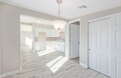 437 Kelso St, Tucson AZ  85705-4768 exterior