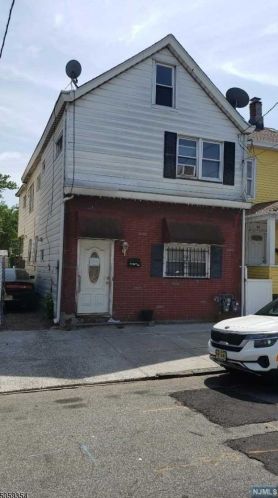 46 22nd Ave, Paterson NJ 07513-1137 exterior