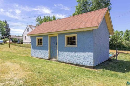 1239 Washington St, Ely MN 55731-1219 exterior