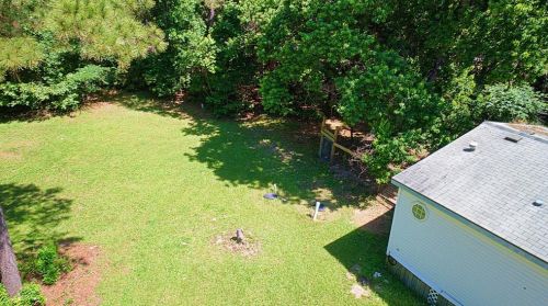 2137 Old Hwy 105, Conroe TX 77304-4438 exterior