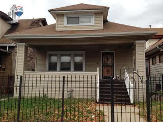 1328 Mayfield Ave, Chicago IL  60651-1012 exterior