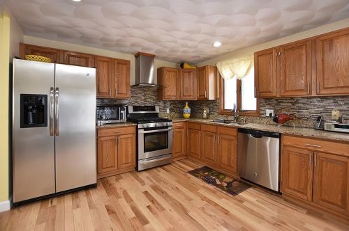 62 Edgeworth Ave, Providence, RI 02904-1406