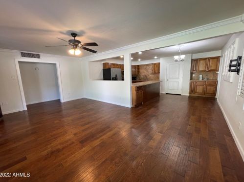 7340 7th Ave, Phoenix AZ  85021-8089 exterior