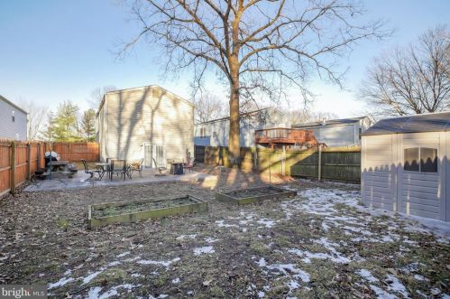 713 Marley Ave, Glen Burnie MD 21060-6952 exterior