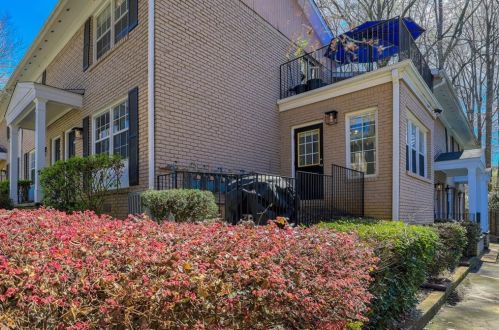 2232 Dunseath Ave, Atlanta GA  30318-2008 exterior