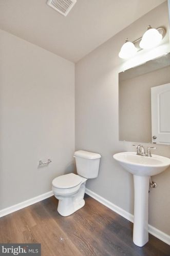 126 High Pointe Dr, Hummelstown PA 17036 exterior