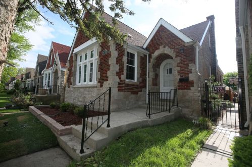 1638 Rutherford Ave, Chicago, IL 60707-3939