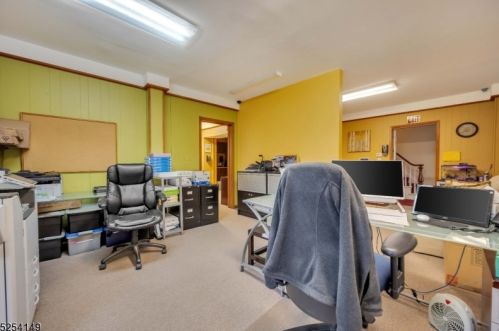 196 Belvidere Ave, Washington NJ 07882-1028 exterior