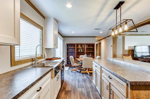 32730 Rogers Rd, Fulshear TX 77441-6326 exterior