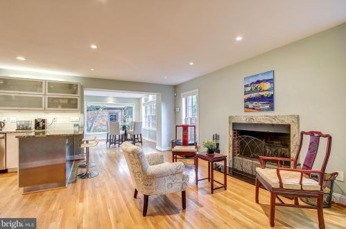 4658 Upton St, Washington DC 20016-2369 exterior