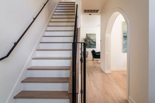 3315 Bridle Path, Austin TX 78703-2605 exterior