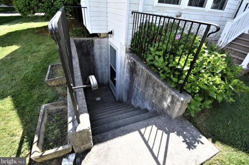 15 Middleton Dr, Lumberton Township NJ 08048-5054 exterior