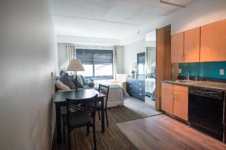 3939 Chestnut St, Philadelphia PA  19104-3110 exterior