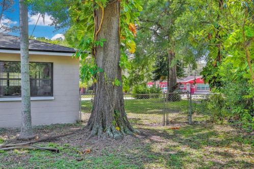 401 Floriland Ave, Tampa FL  33612-7809 exterior