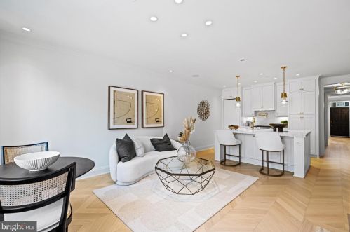 1667 Avon Pl, Washington DC 20007-2959 exterior