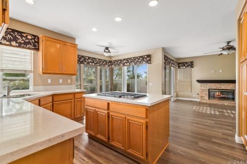 45361 Camino Monzon, Temecula CA 92592-1300 exterior