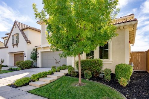 2994 Beatty Dr, Folsom CA  95762-7000 exterior