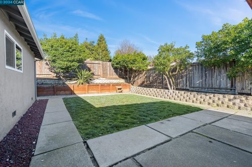 3659 Edmonton Way, Concord CA  94520-1407 exterior