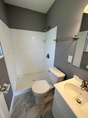 9202 Alpine Dr, Saint Louis MO 63123-4456 exterior