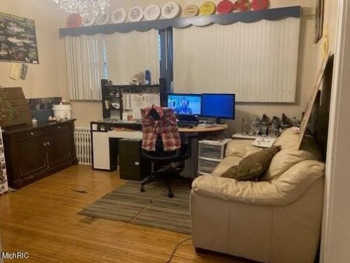 455 Lovell St, Kalamazoo MI 49007-4635 exterior