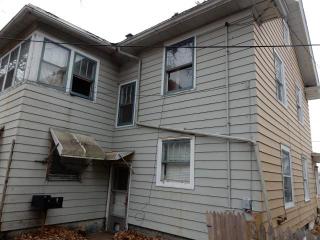 325 Clark St, Aurora, IL 60505-4341