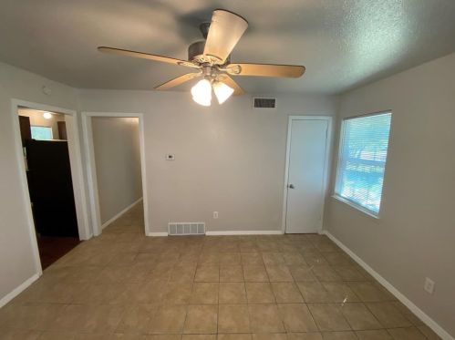 12454 Hallum St, Dallas TX  75243-1828 exterior