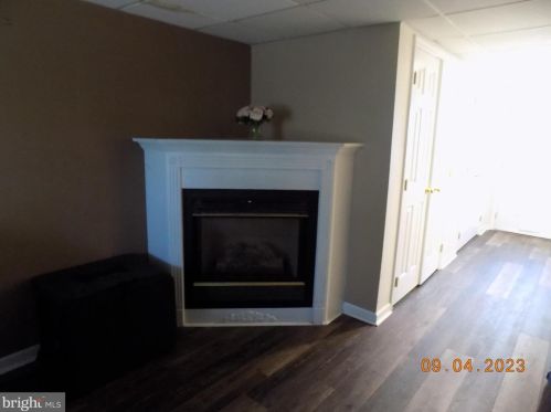 66 Prince St, Littlestown PA 17340-1323 exterior