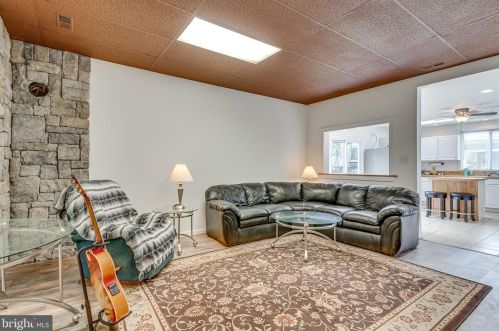 315 Biddle Rd, Accokeek MD 20607-2204 exterior