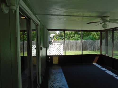 372 Walters Ter, Fort Pierce FL 34983-3878 exterior