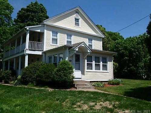 47 Maple St, Manchester CT 06040-5527 exterior