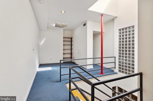 730 Bainbridge St, Philadelphia PA 19146-1807 exterior