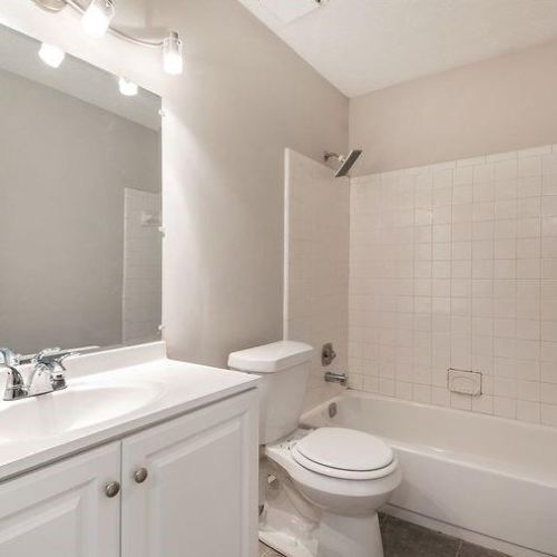 2119 Harbour Oaks Dr, Lithonia GA  30078-2335 exterior