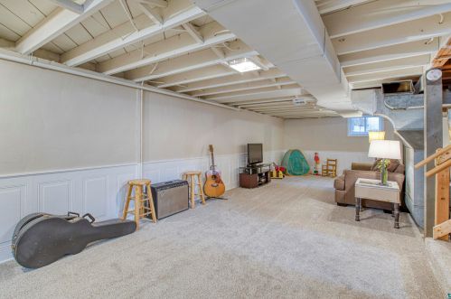 4321 Dodge St, Duluth MN 55804-1409 exterior