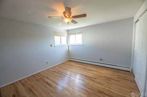 15 Sims Rd, Edison NJ 08817-3034 exterior