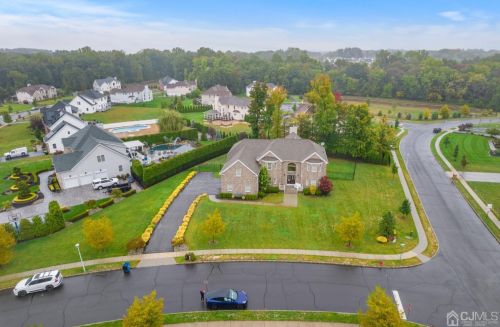 105 Arizona Ave, Old Bridge NJ 08857-4311 exterior