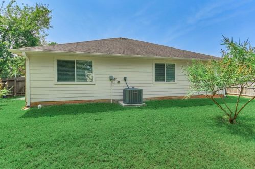 12222 Hawthorne Dr, Montgomery TX 77356-5449 exterior