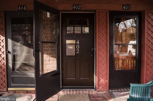 402 Garnet Dr, Burlington NJ  08016-4711 exterior