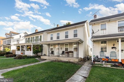 309 Walnut St, Hanover PA  17331-2537 exterior