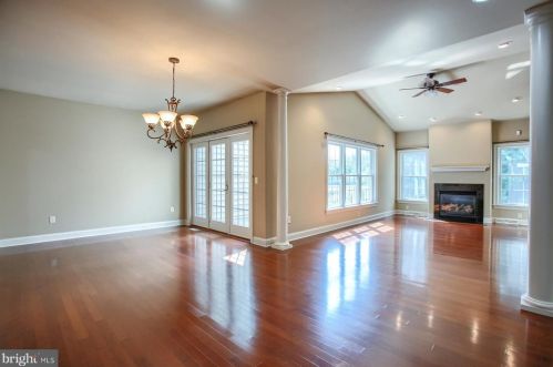 43 Midway Farms Ln, Lancaster PA 17602-2671 exterior