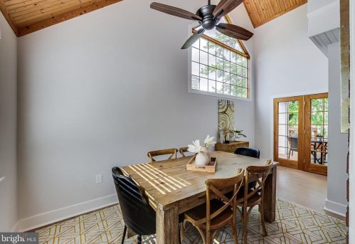 403 Dale Dr, Silver Spring MD  20910-5528 exterior