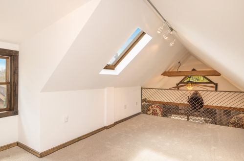 3420 Dousman St, Milwaukee WI 53212-1736 exterior