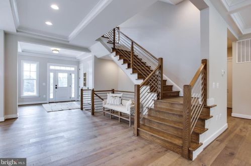 1978 Kirby Rd, Mc Lean VA 22101-5326 exterior