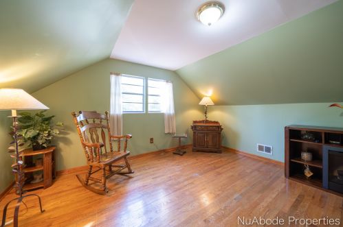 912 Westend Ave, Grand Rapids MI 49504-3847 exterior